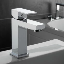 Sagittarius Blade Monobloc Basin Mixer With Clicker Waste 11 Sagittarius Blade Monobloc Basin Mixer With Clicker Waste -TAP WAREHOUSE Shop blade display