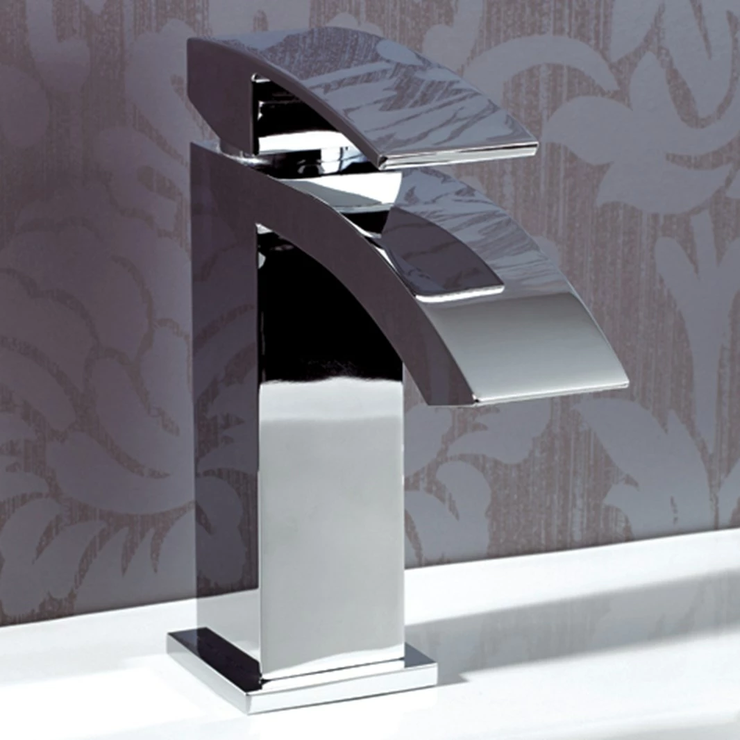 Vellamo City Waterfall Basin Mixer & Bath Filler Value Pack 5 Vellamo City Waterfall Basin Mixer & Bath Filler Value Pack - Image 3