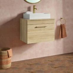 Emily 500mm Natural Oak Wall Mounted 1 Drawer Vanity Unit With Brushed Brass Handle And Hudson Reed Round Countertop Basin