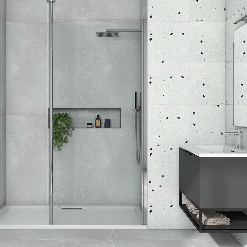Harbour I8 8mm 2m Tall Easy Clean 700mm Wetroom Panel & Vertical Ceiling Post 5 Harbour I8 8mm 2m Tall Easy Clean 700mm Wetroom Panel & Vertical Ceiling Post - Image 3