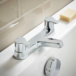 Ideal Standard Calista Deck Mounted Bath Filler