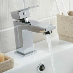 Vellamo Forte Mono Basin Mixer Tap & Waste