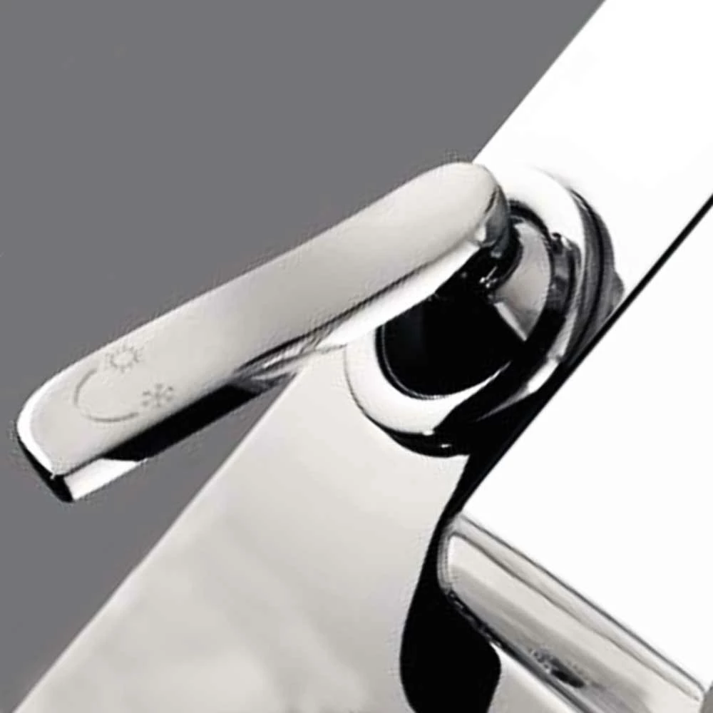 Flova Cascade 2 Hole Waterfall Bath Mixer Tap 5 Flova Cascade 2 Hole Waterfall Bath Mixer Tap - Image 3