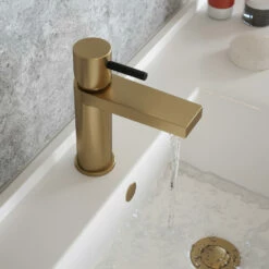 The Tap Factory Vibrance Brushed Brass Mono Basin Mixer With Brushed Copper Handle And Basin Waste 10 The Tap Factory Vibrance Brushed Brass Mono Basin Mixer With Brushed Copper Handle And Basin Waste -TAP WAREHOUSE Shop tap factory brushed brass mono basin mixer black handle cutout