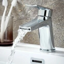 Vellamo Poise Mono Basin Mixer & Bath Shower Mixer With Shower Kit 9 Vellamo Poise Mono Basin Mixer & Bath Shower Mixer With Shower Kit -TAP WAREHOUSE Shop tap231 lifestyle 2