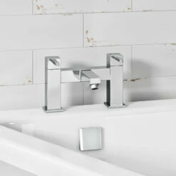 Vellamo Blox Bath Mixer Tap