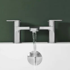 Vellamo Connect Bath Filler Tap 7 Vellamo Connect Bath Filler Tap -TAP WAREHOUSE Shop vellamo connect chrome bath filler tap lifestyle2