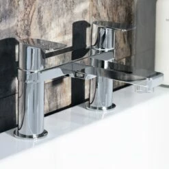 Vellamo Breeze Bath Filler -TAP WAREHOUSE Shop vellamo horizon bath filler hero